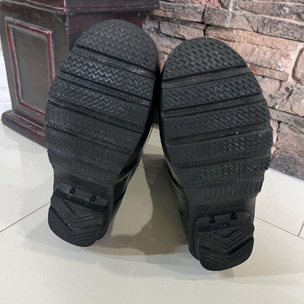 ‼️🚨SOLD ‼️🚨Hunter Black Rain Boots - Picture 13 of 15